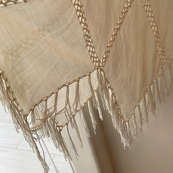 Choa cover up - Picture 3 of 4